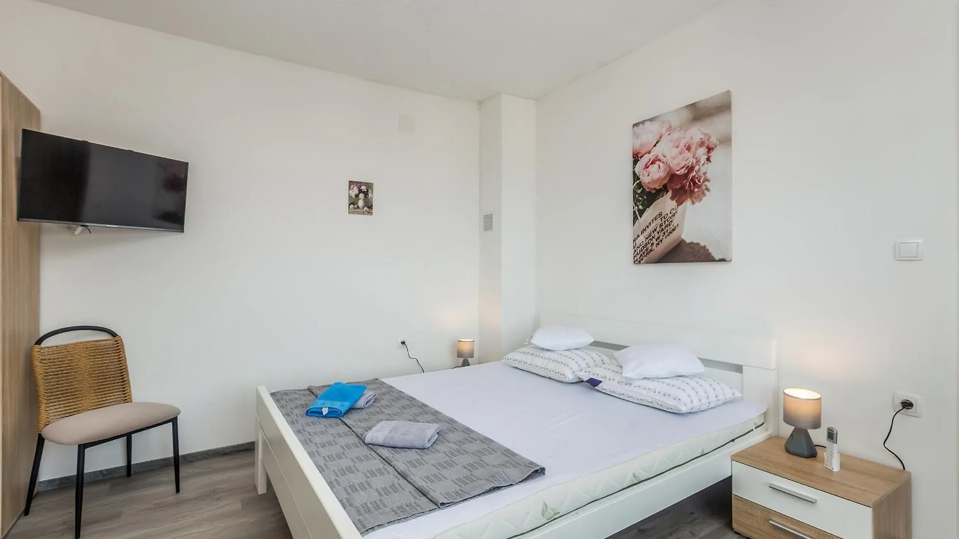 Apartmani Tena Njivice Croatia
