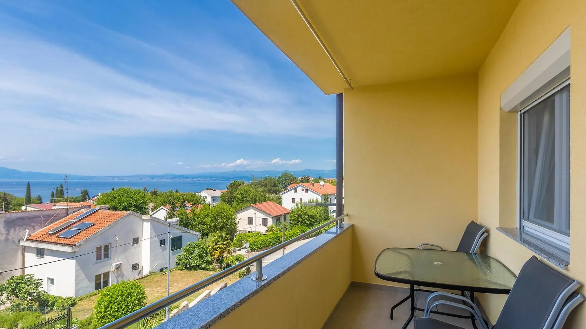 Apartmani Tena Njivice