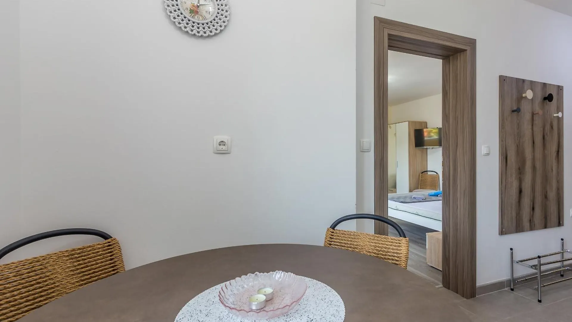 Apartmani Tena Njivice