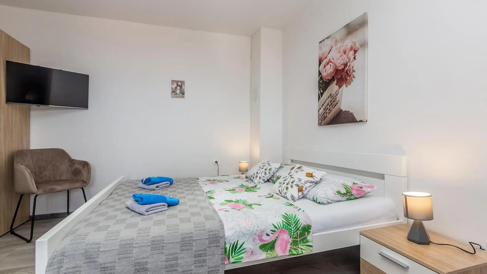Lägenhet Apartmani Tena Njivice