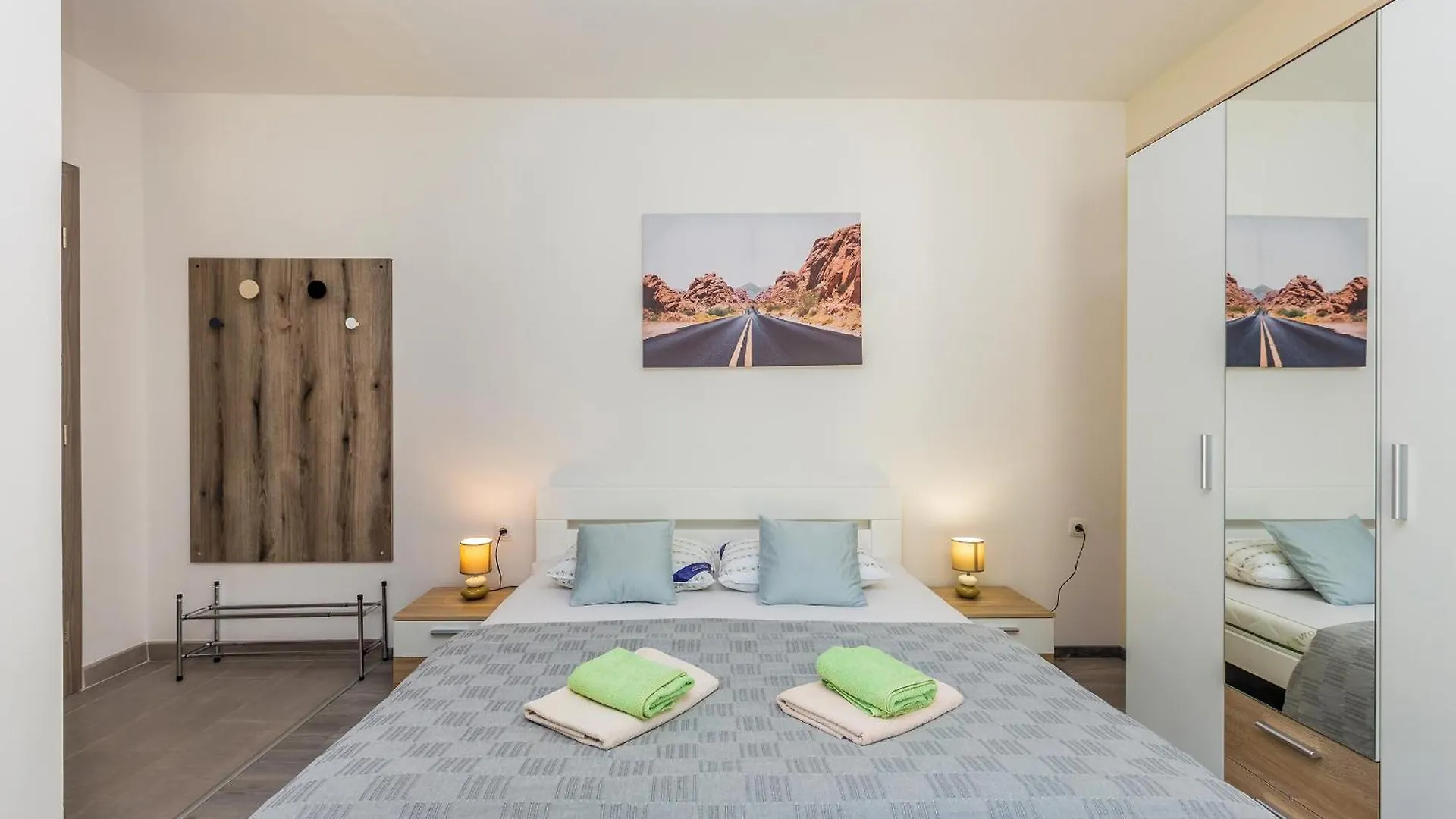 Apartmani Tena Njivice Lägenhet