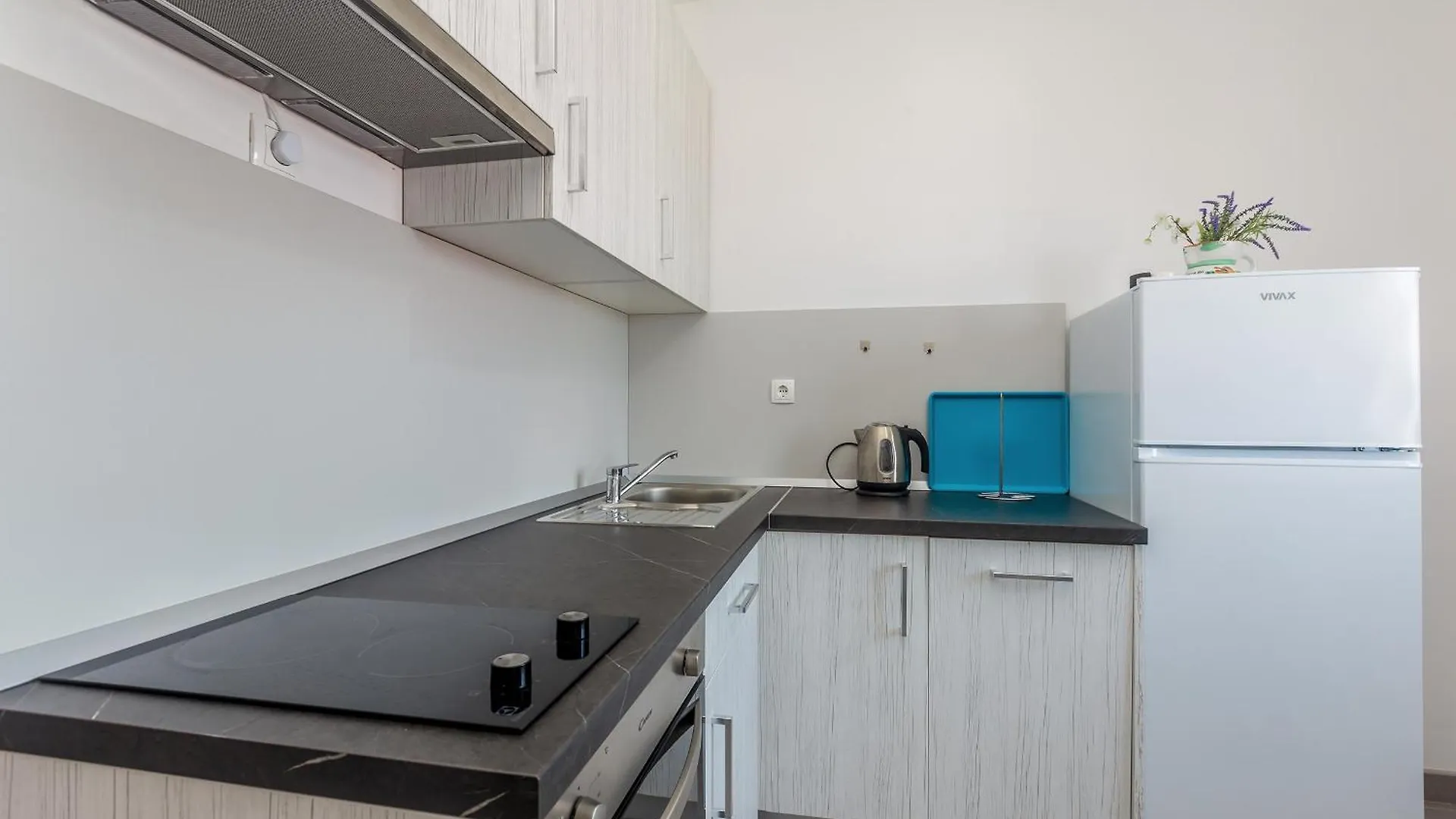 Apartmani Tena Njivice Lägenhet